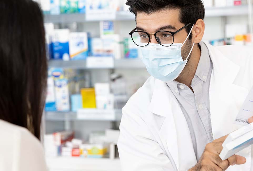 Farmacia con Médico en Saltillo: Ventajas de Consultar y Surtir en un Solo Lugar